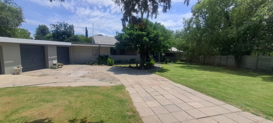 3 Bedroom Property for Sale in Suidrand Free State